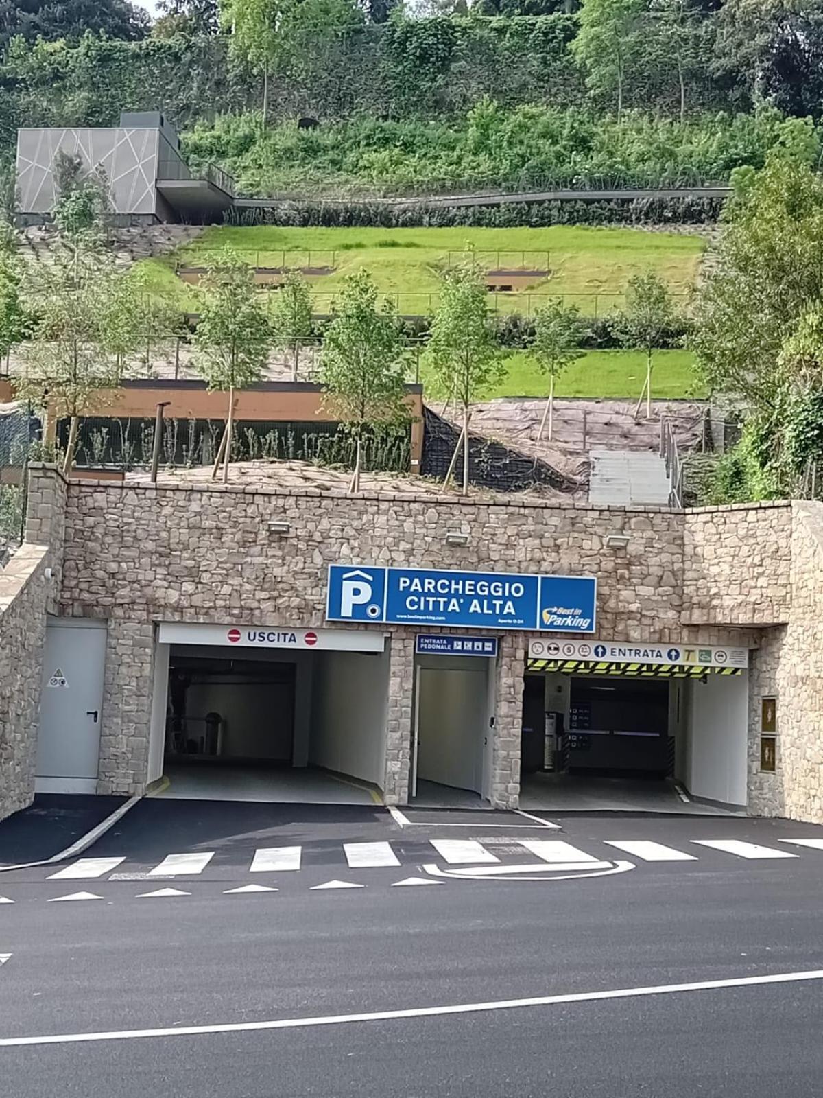 Silvia Suite - Appartamento Citta Alta Bergamo Ngoại thất bức ảnh